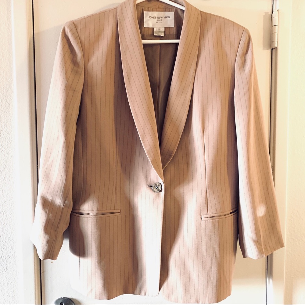 Jones New York Suit Petite